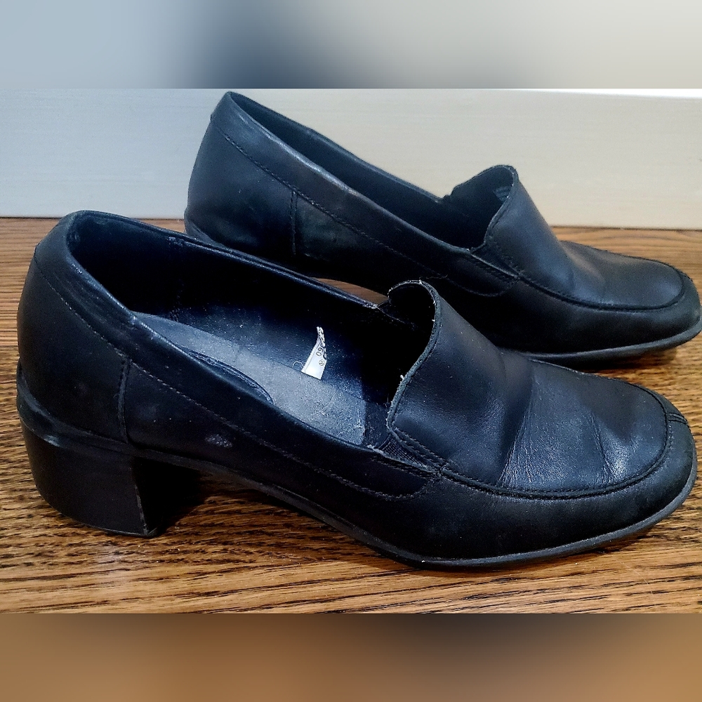 Women's Merona loafers size 8